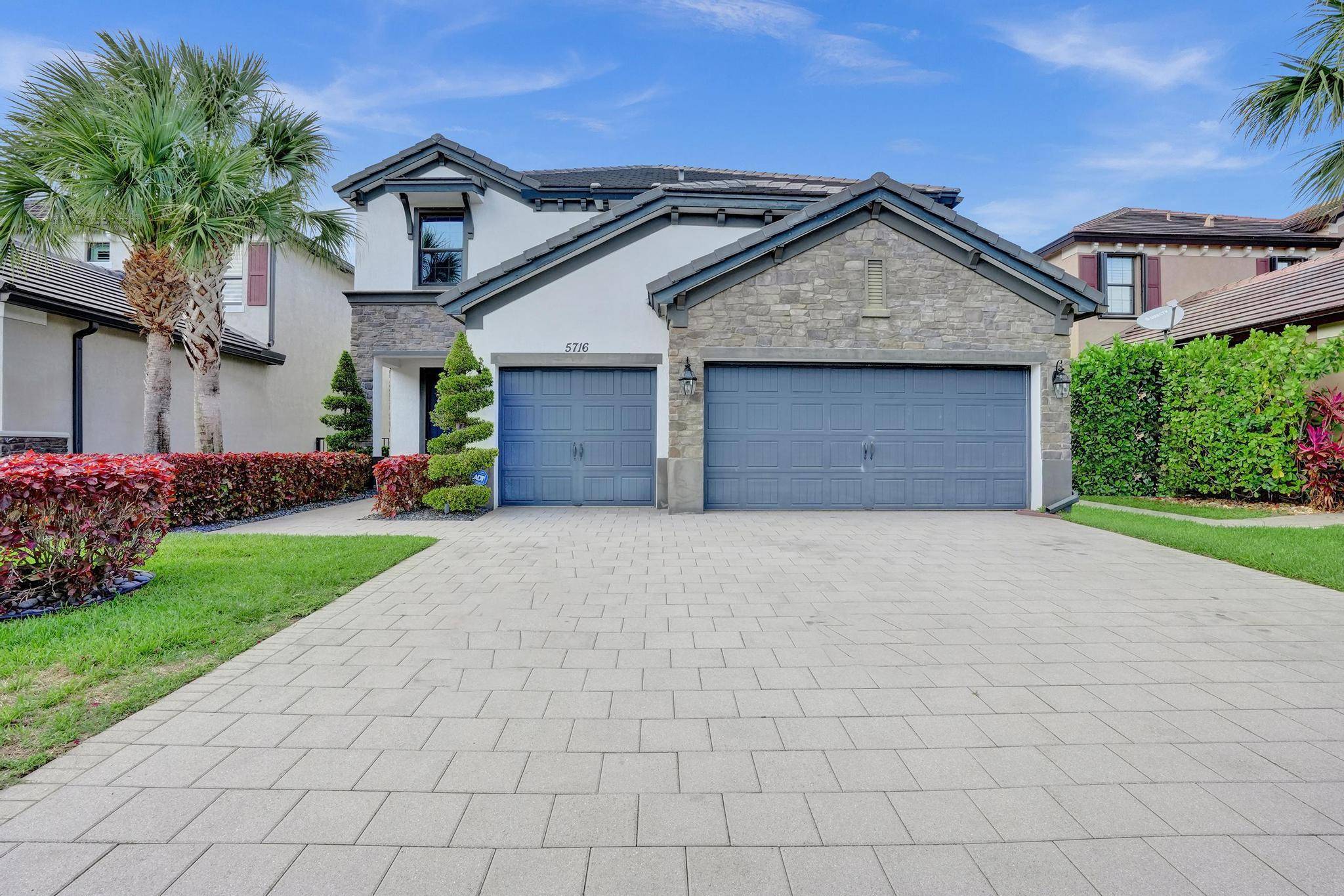 Enjoy the luxury living in Silverwood Estates, where this Gorgeous 4 Bedroom, 4 Bathroom Home stands as a testament to modern elegance.