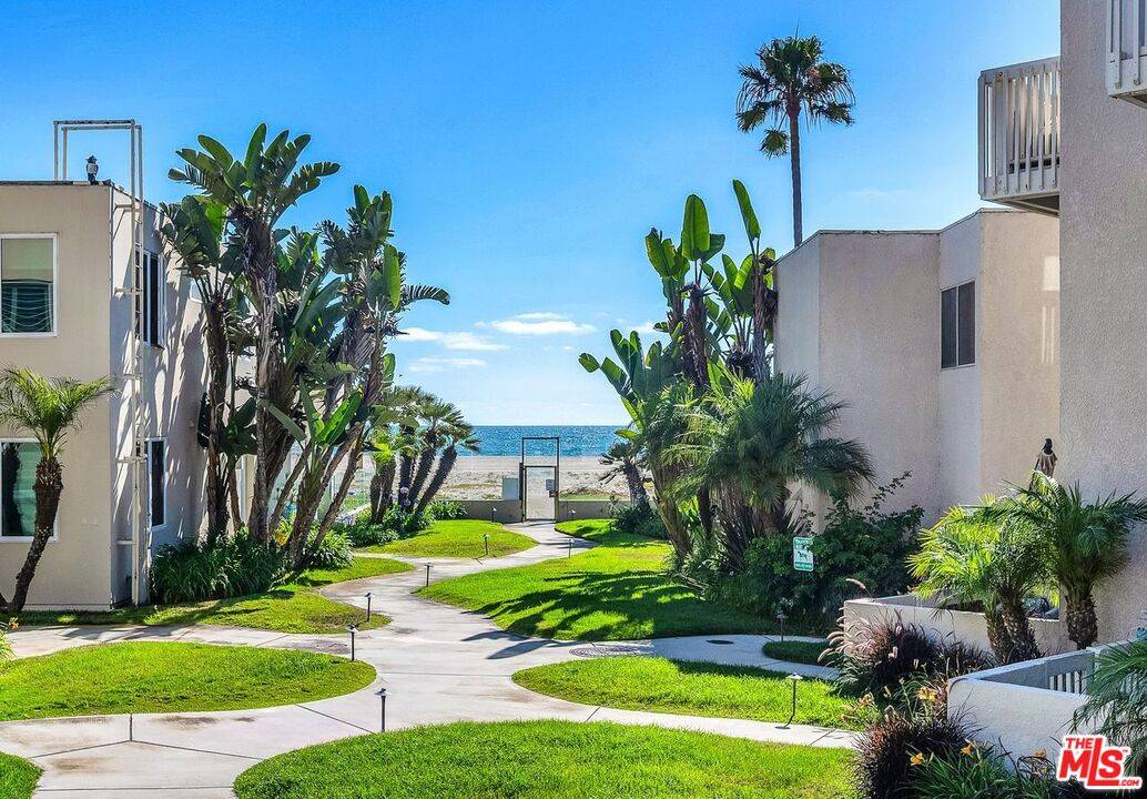7301   Vista Del Mar 2BR La