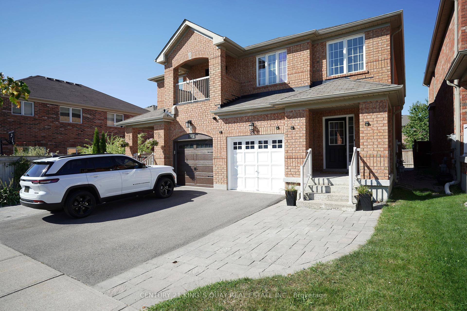 Well maintained large semi in desirable neighbourhood.