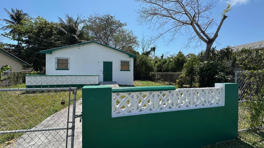 SOLDIER ROAD Single Family Home New-Providence