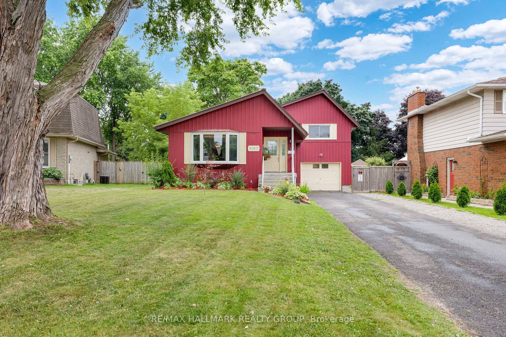 Welcome to 1182 Queensland Place where modern updates, flexible living space, and a fantastic location come together to create the perfect family home.