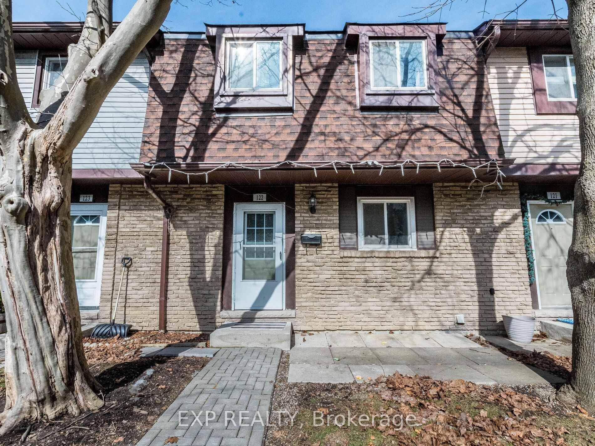 Welcome to this beautifully updated 3 bedroom, 2 bathroom townhouse, situated in a sought after neighborhood known for its proximity to top rated schools, a vibrant community and Hwy 410.