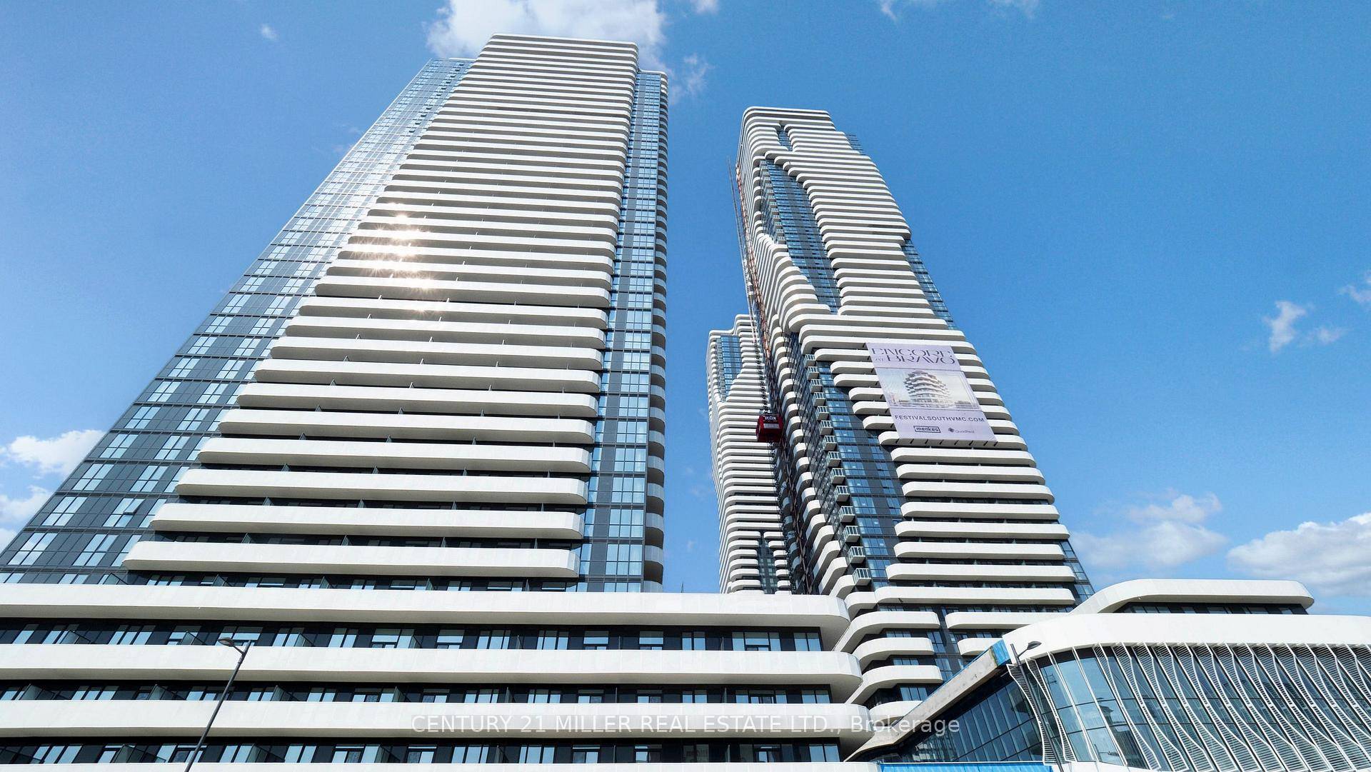 Live in Luxury at the Heart of Vaughans fastest growing urban hub !