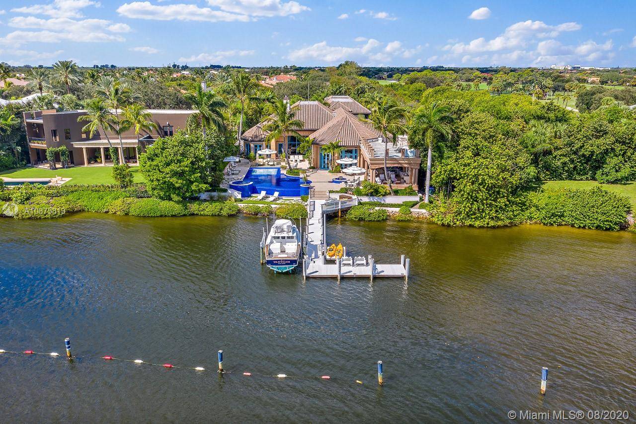 372 Regatta Dr Residential Florida