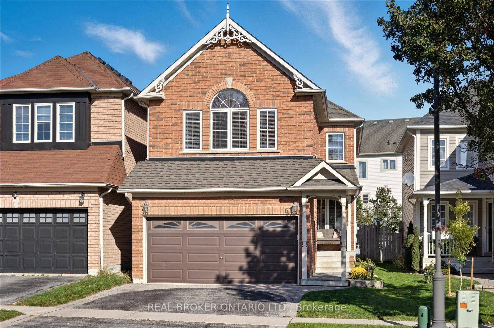 Welcome to this beautiful 4 bedroom, 4 bathroom home, perfectly situated in one of Brooklin's most sought after neighbourhoods.