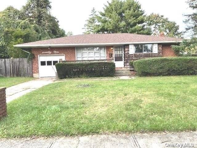Commack Ranch Style Home 3 BR's, 1 Full Bath, LIving Room, Eat In Kitchen, Bsmnt, NO OSE, Laundry Area.