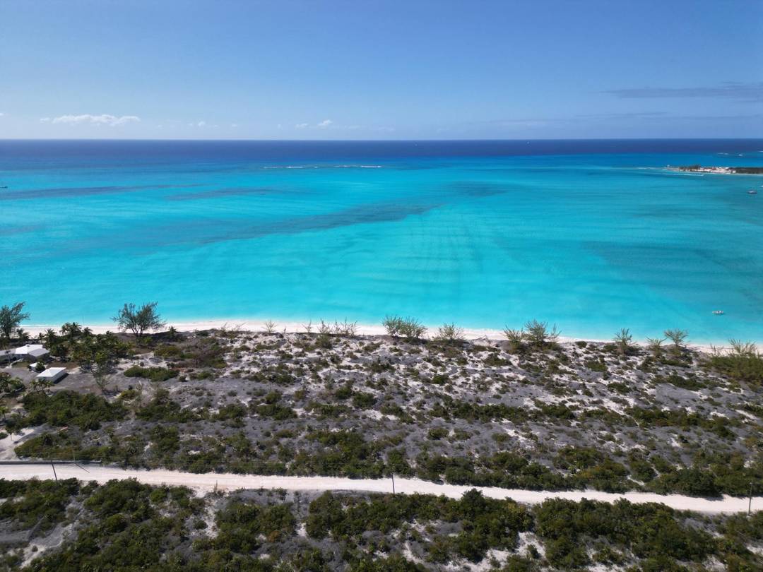 B11 CAPE SANTA MARIA Land Long-Island-Bahamas