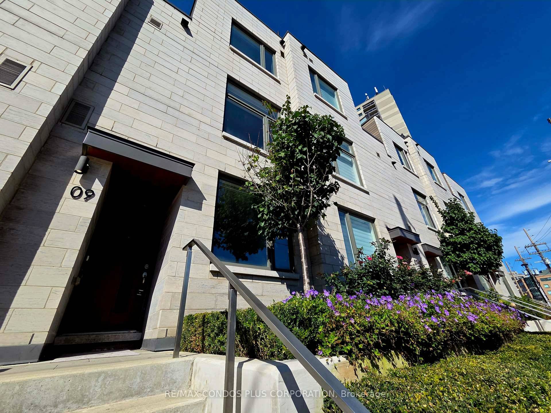 Indulge in elevated luxury Living in the Heart of the prestigious Annex Yorkville !