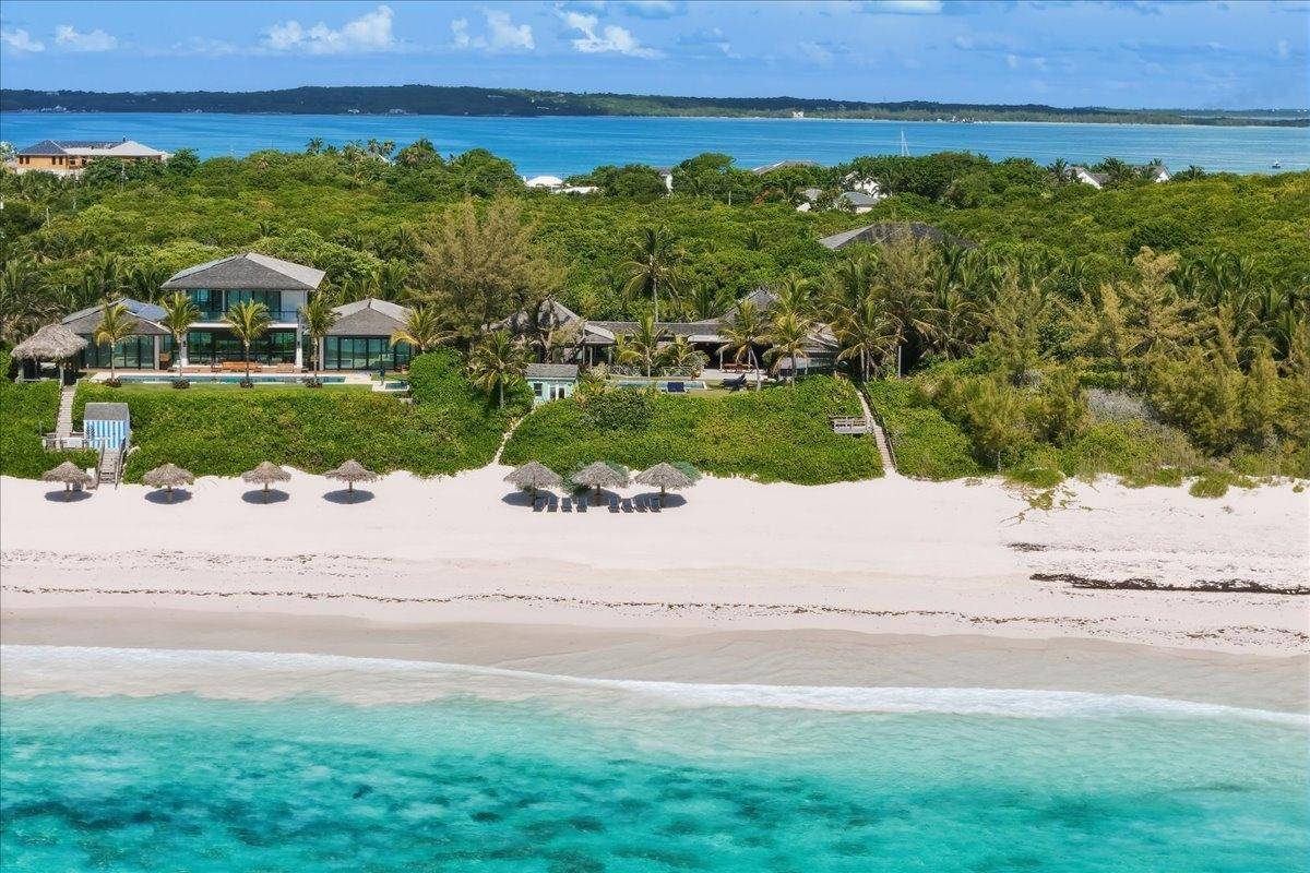 SAND BANK BEACH VILLA Single Family Home Harbour-Island Eleuthera