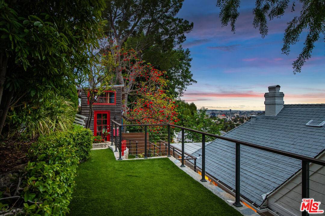 2620   Rutherford Dr 3BR Hollywood Hills East La