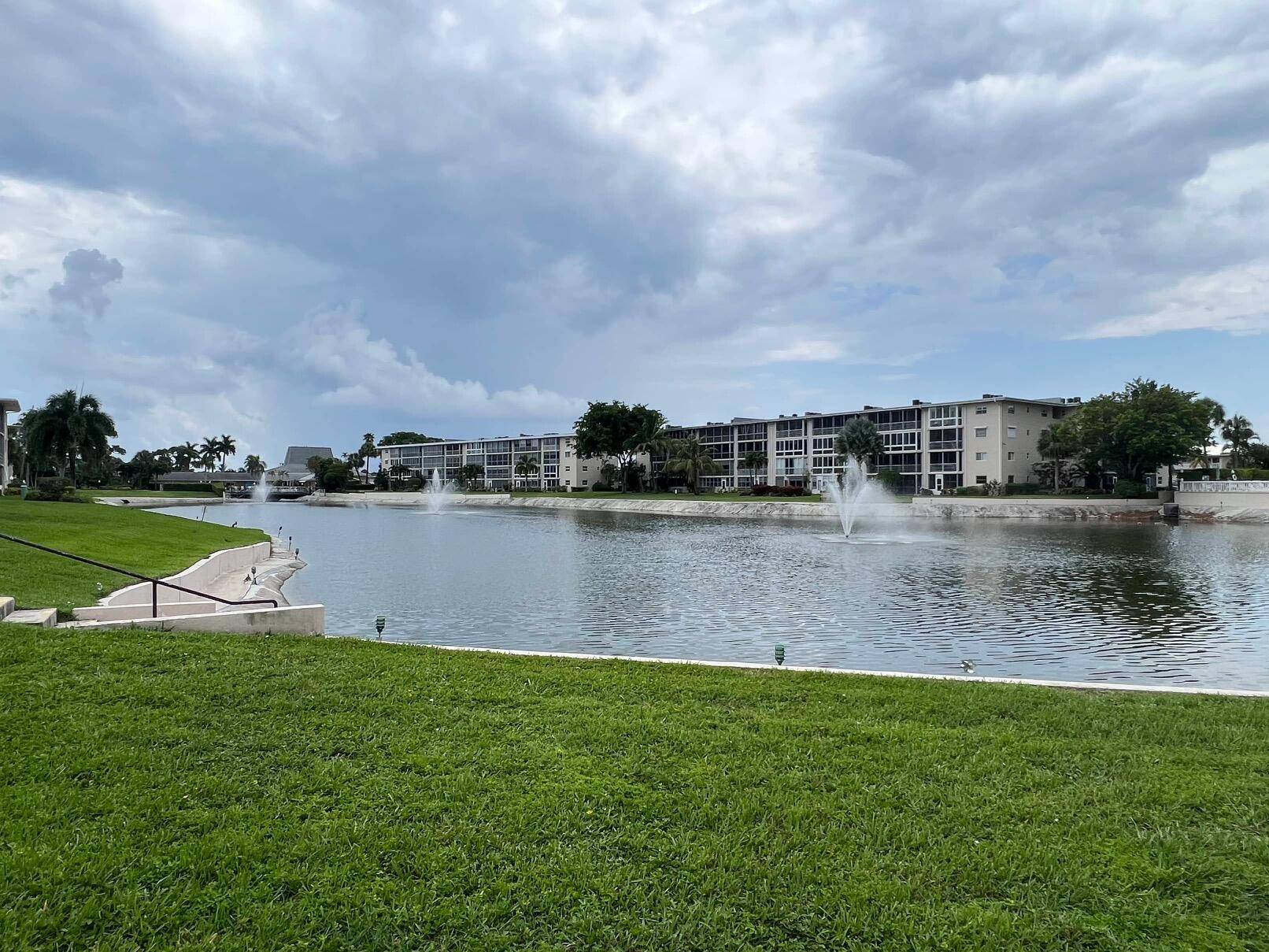 We welcome you to preview this beautiful, well maintained home in wonderful Lake Clarke Gardens.