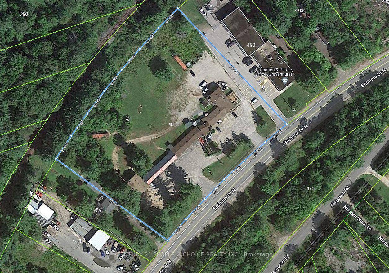 21 ROOM MOTEL For Sale in the city of Gravenhurst in MUSKOKA AREA, one of the major tourists attractions.