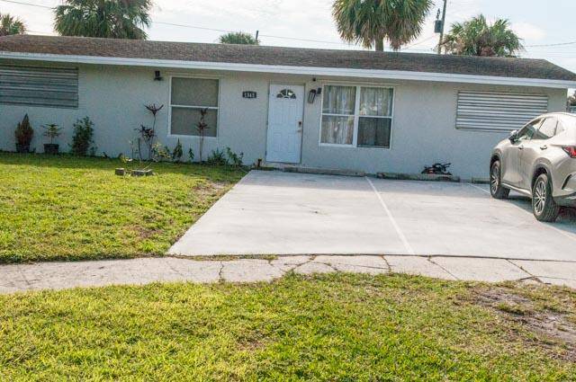 Beautifully remodeled 4 bedroom, 3 bathroom home with a fully updated kitchen featuring stainless nice appliances and an open design.