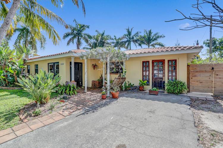 Available as a turnkey rental starting May 1st October 31st, this stunning 3 bedroom, 2 bathroom pool home in the heart of East Boca Raton is a rare gem that ...