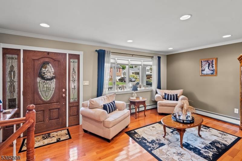 Welcome to this stunning 4 bedroom, 2.