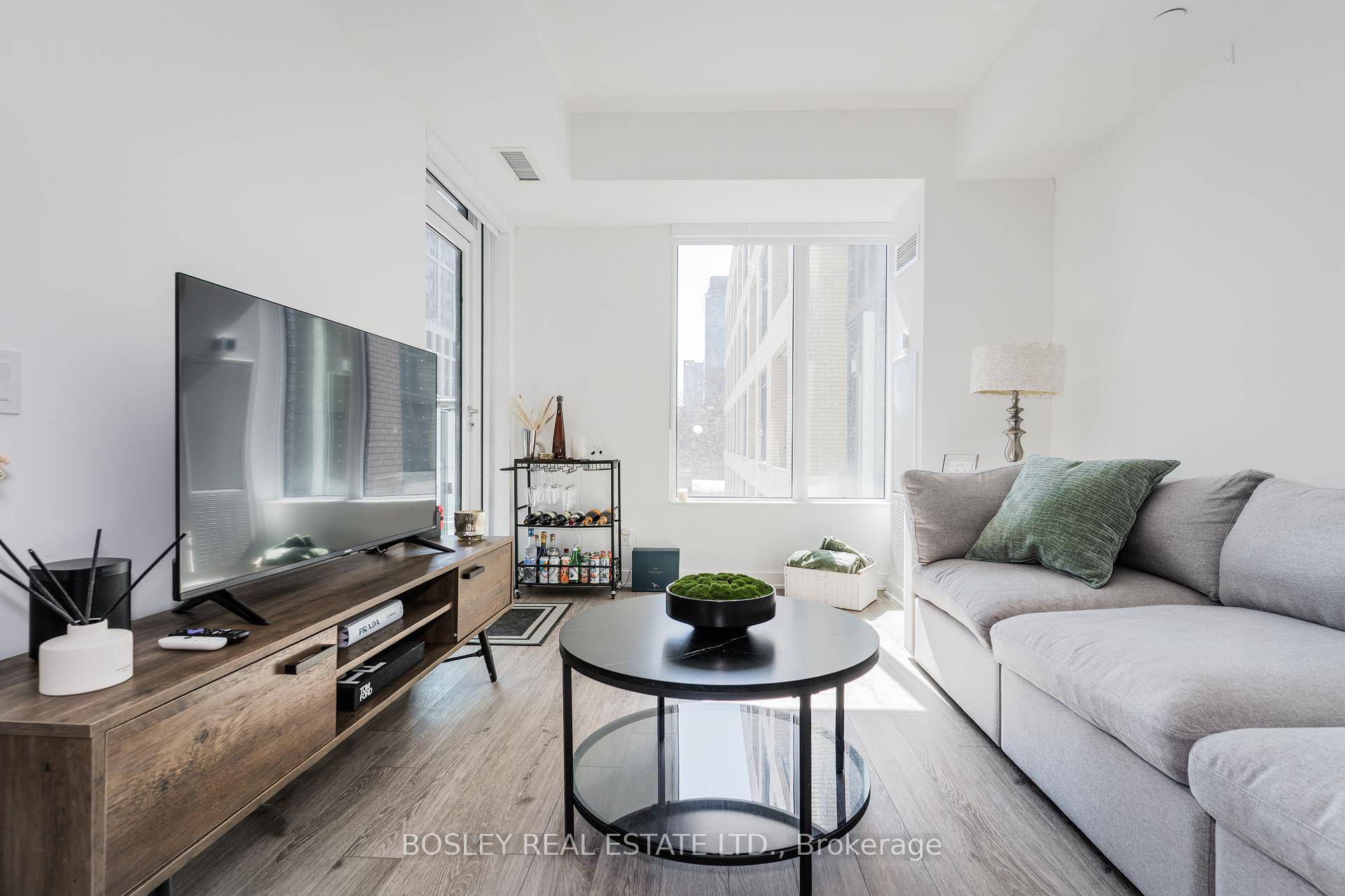 Step Into This Exquisite Newly Built Condo Located In The Heart Of The Fashion District, Where Luxury Meets Convenience.