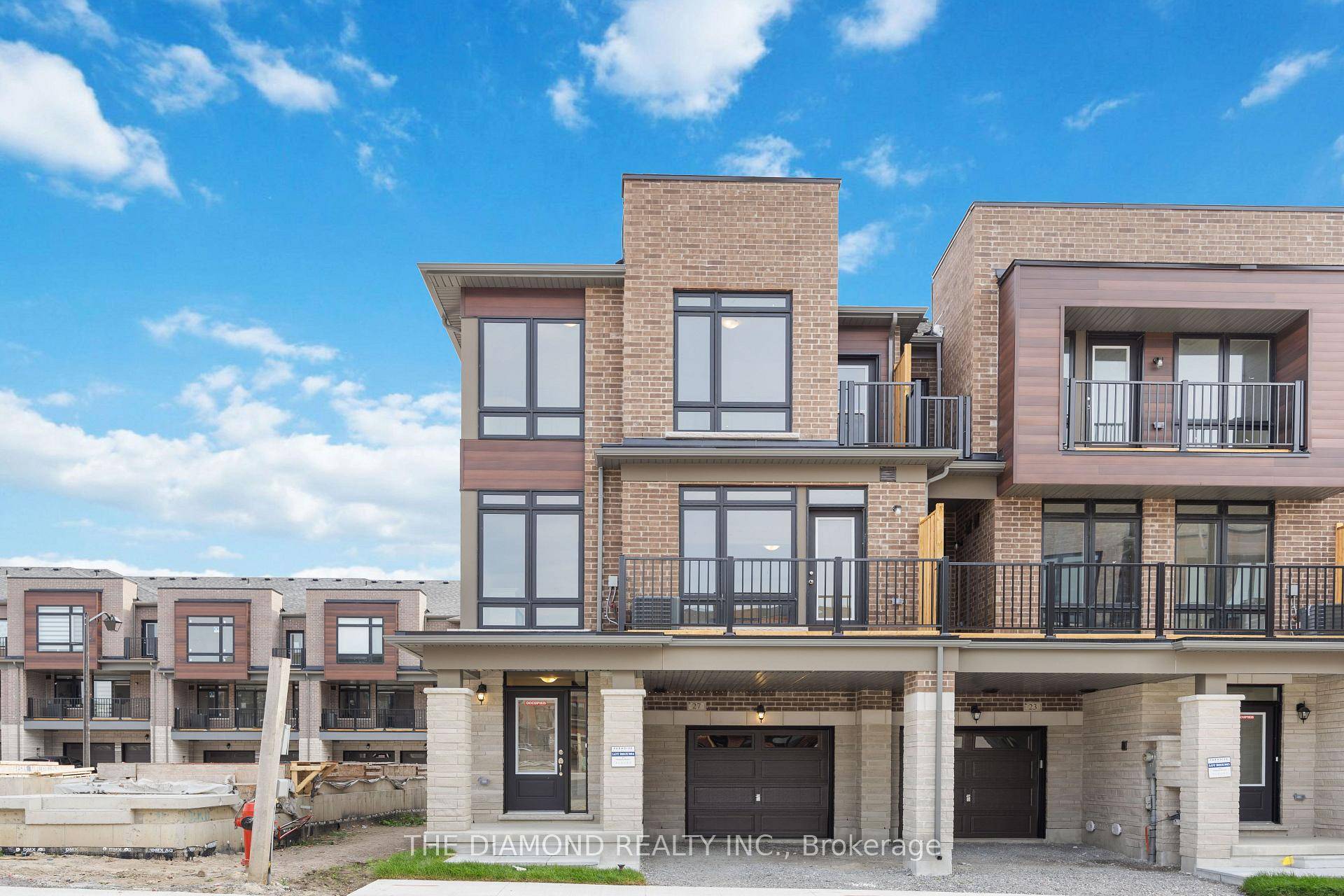 Presenting a brand new, freehold end unit townhome in one of Aurora's most sought after subdivisions !
