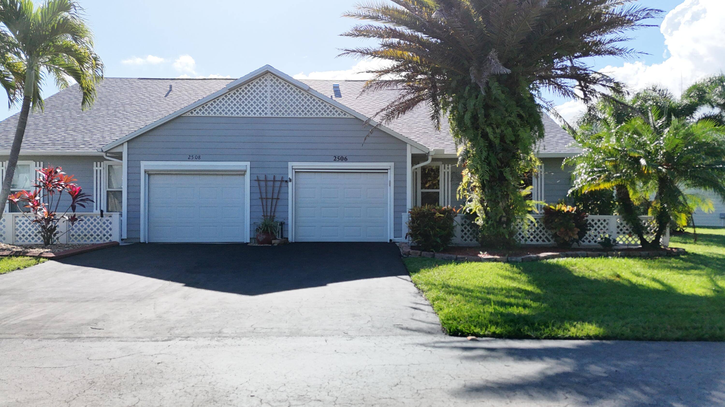 Equisite waterfront villa in a lovely community.