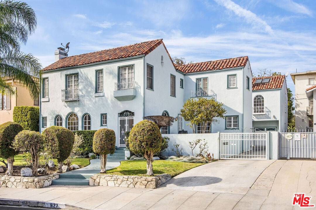 827   Lorraine Blvd 4.0 Hancock Park LA