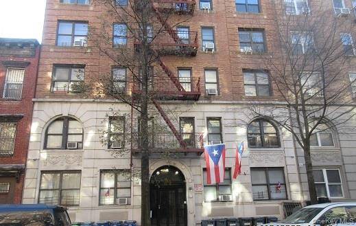 Great opportunity to own a 3 bedroom HDFC restricted sale co op in Williamsburg close Williamsburg Bridge, public transport, parks, schools and shopping.