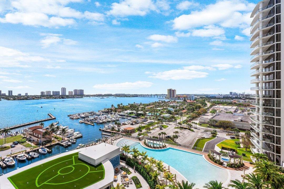 This brand new 14th floor residence offers 2 bedrooms plus a guest bath, perfectly positioned to capture sweeping southern exposures and stunning water views from sunrise to sunset.