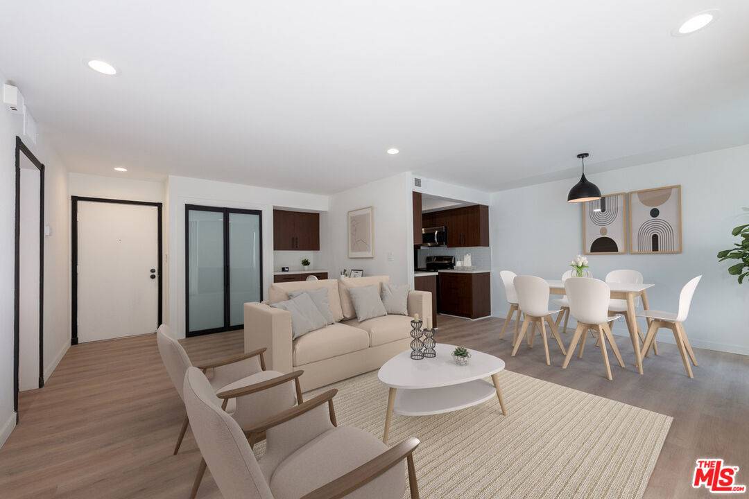 1134   ALTA LOMA RD Hollywood Hills East LA