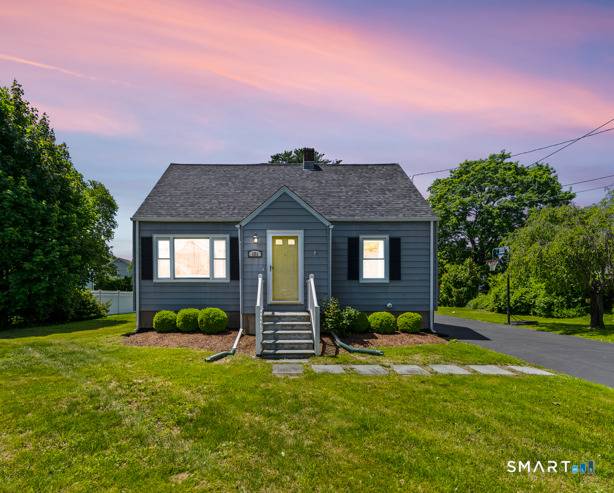 Welcome to this beautifully maintained Cape offering timeless charm and modern comfort.