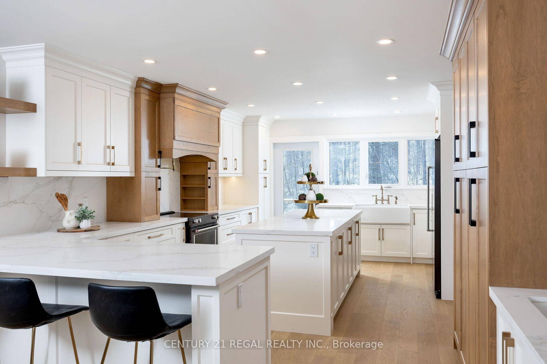 Experience Luxury Living in This Stunning 5 Bedroom Estate Offering Over 6, 000 Sq Ft of Elegance and Comfort !