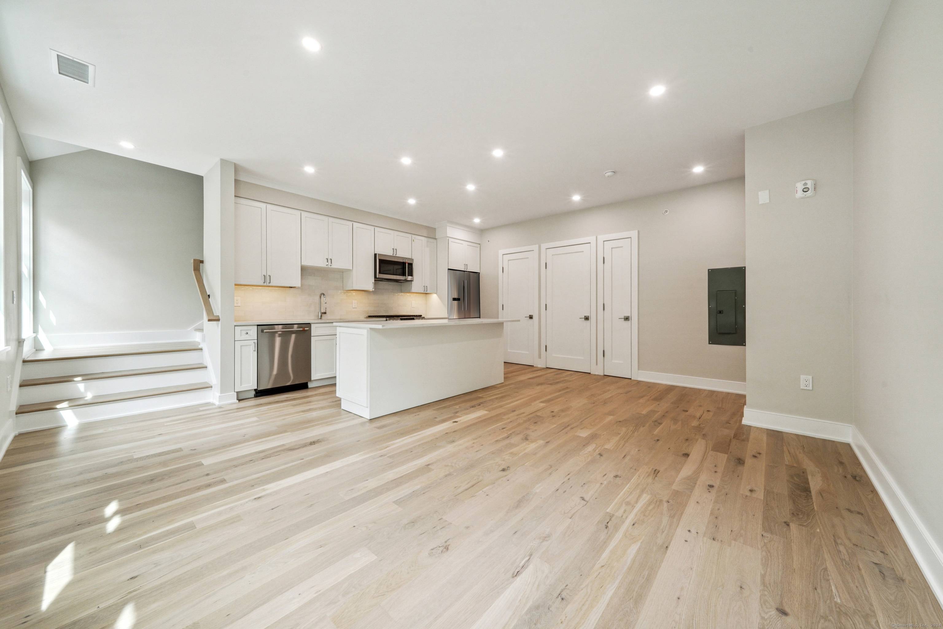 Discover boutique style living at Husted Commons, where timeless elegance meets contemporary design in a prime downtown New Canaan location, just 50 miles from NYC.