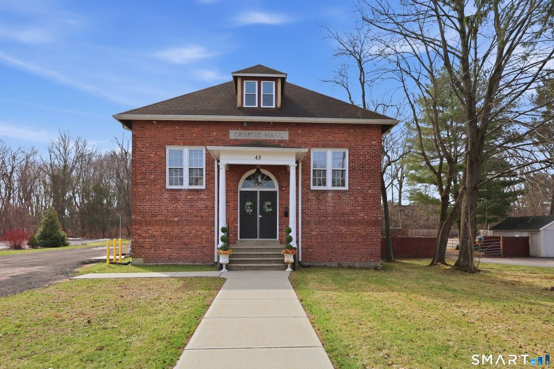 ICONIC GRANGE HALL RENOVATED COMMERCIAL VENUE IN PRIME GLASTONBURY LOCATION !