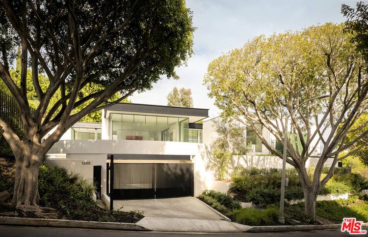 1200   Laurel Way 6BR Beverly Hills Post Office | B.H.P.O. La
