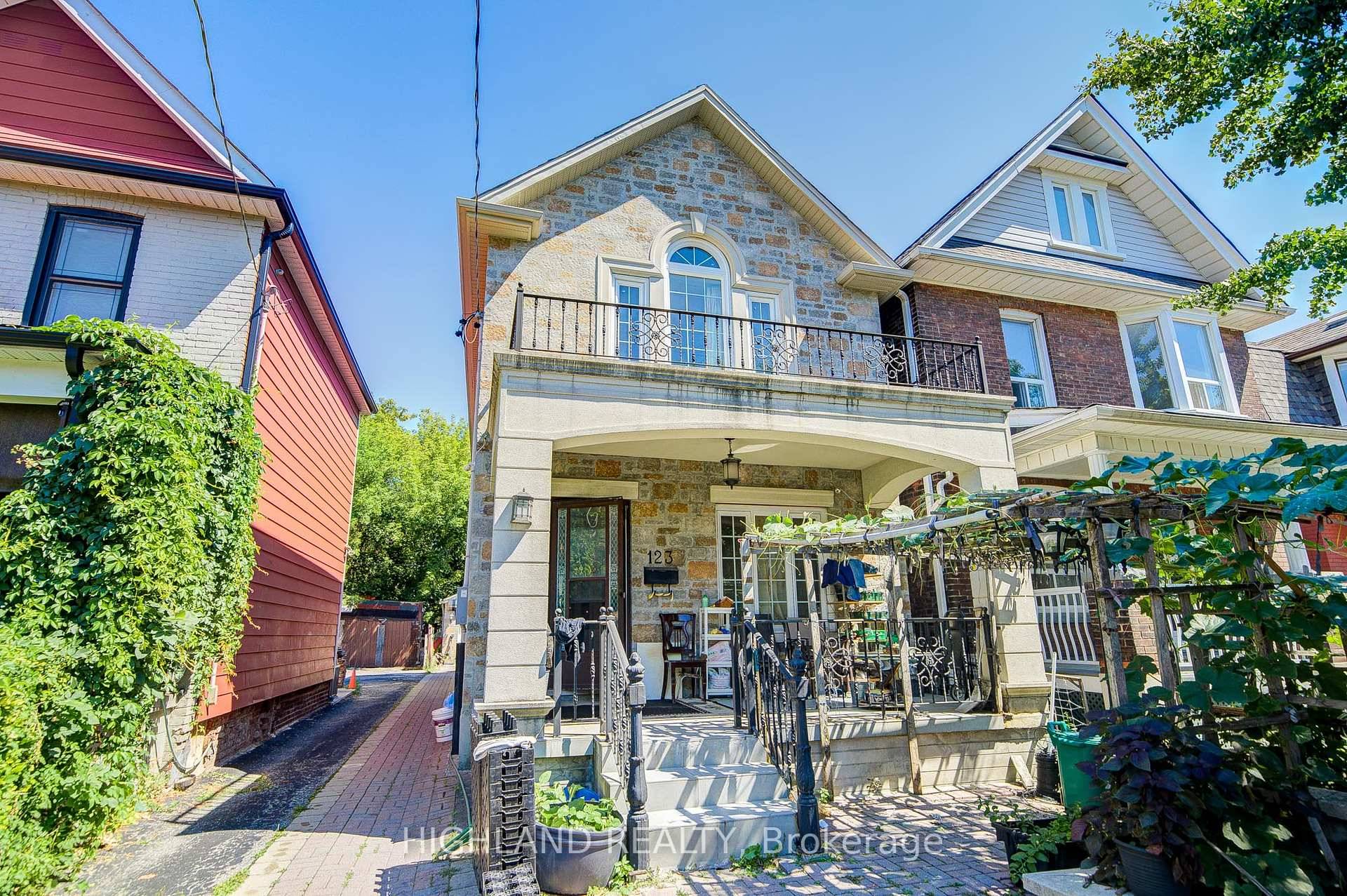 Location, Location, Location, Beautiful Detached Brick With Front Stone, 3 2 Bdrm Family Home, Plenty Of Natural Light Throughout, Open Concept, Modern Custom Made Kitchen With Granite Countertops And Backsplash, ...