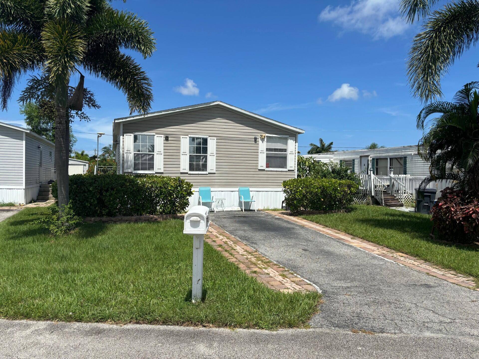 DON'T MISS THE OPPORTUNITY TO VIEW THIS BEAUTIFUL AND SPACIOUS 3 BEDROOMS, 2 BATHS WITH A POSSIBILITY FOR A 4TH BEDROOM.