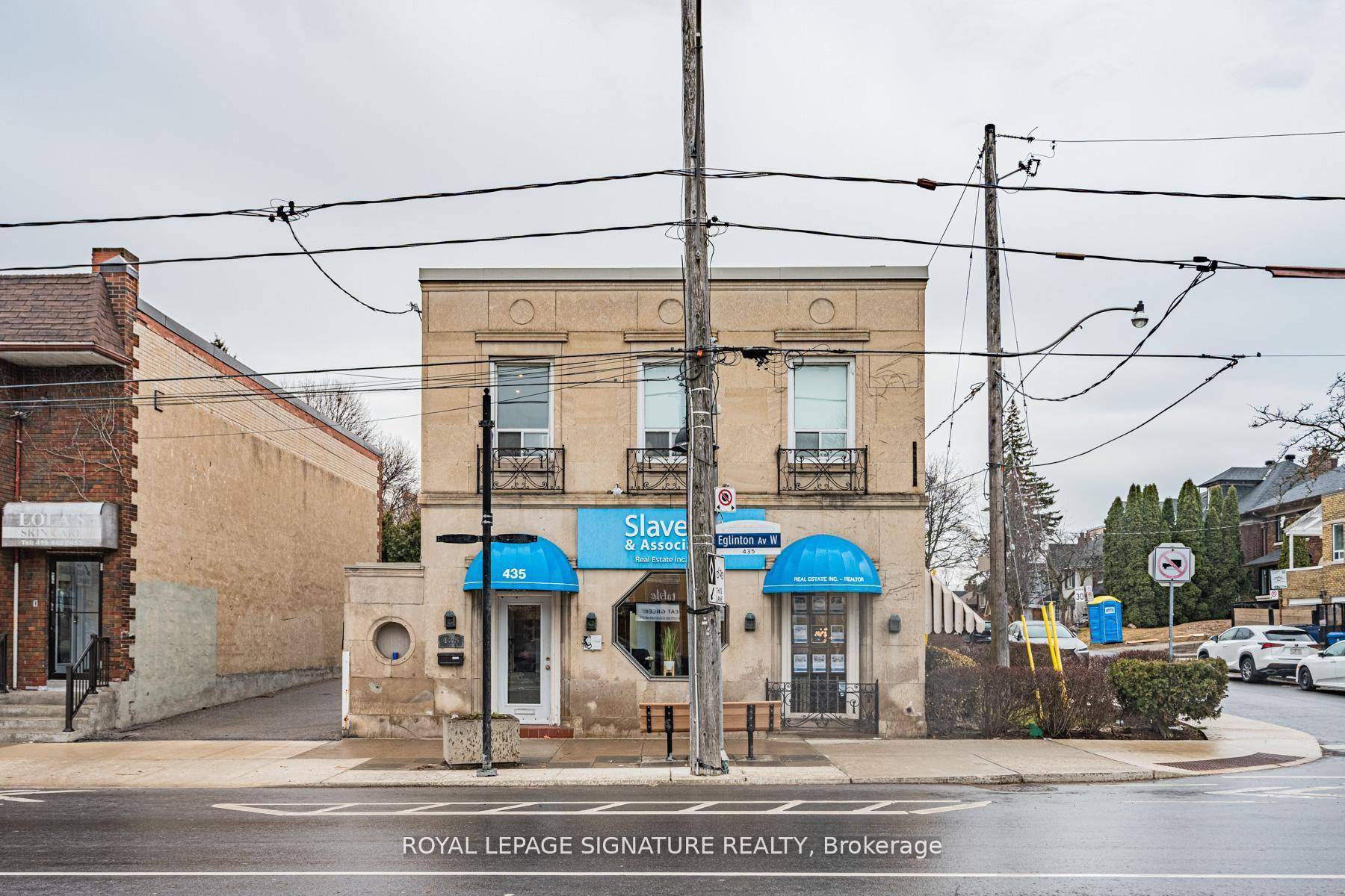 Prominent corner office offering with direct frontage on Eglinton Avenue West, ideally suited for a wide range of professional and medical uses.