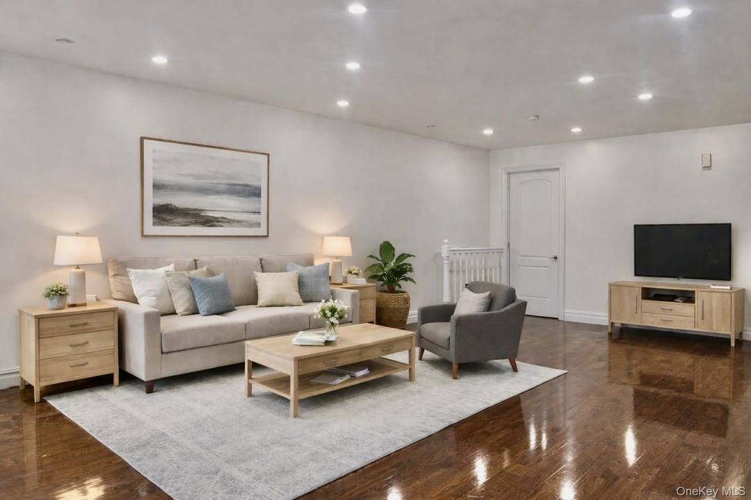 Bright and spacious rental apartment located in the heart of East New York, offering comfortable living with great natural light throughout.