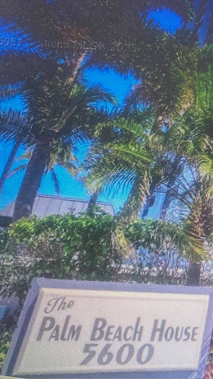 Stunning Northeast view overlooking Lake Worth and peanut island, expansive intracoastal views from the 15th floor.