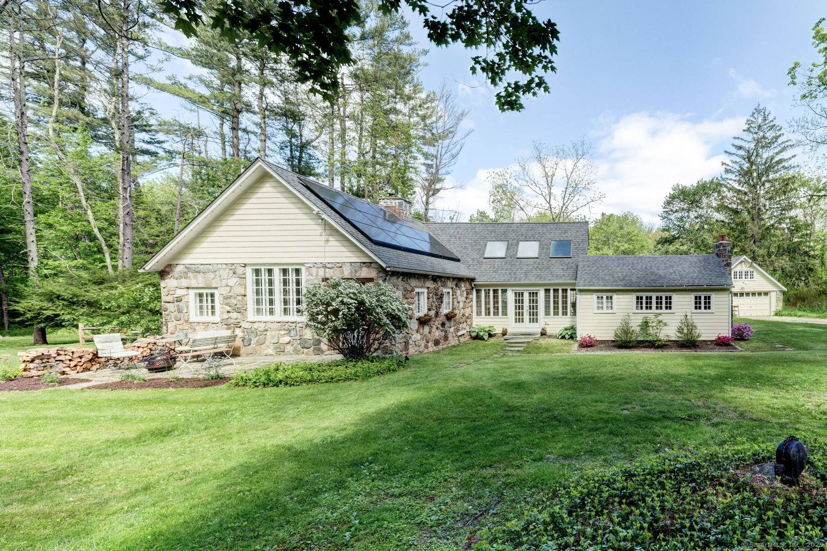 Yearly rental available 4, 500 per month.