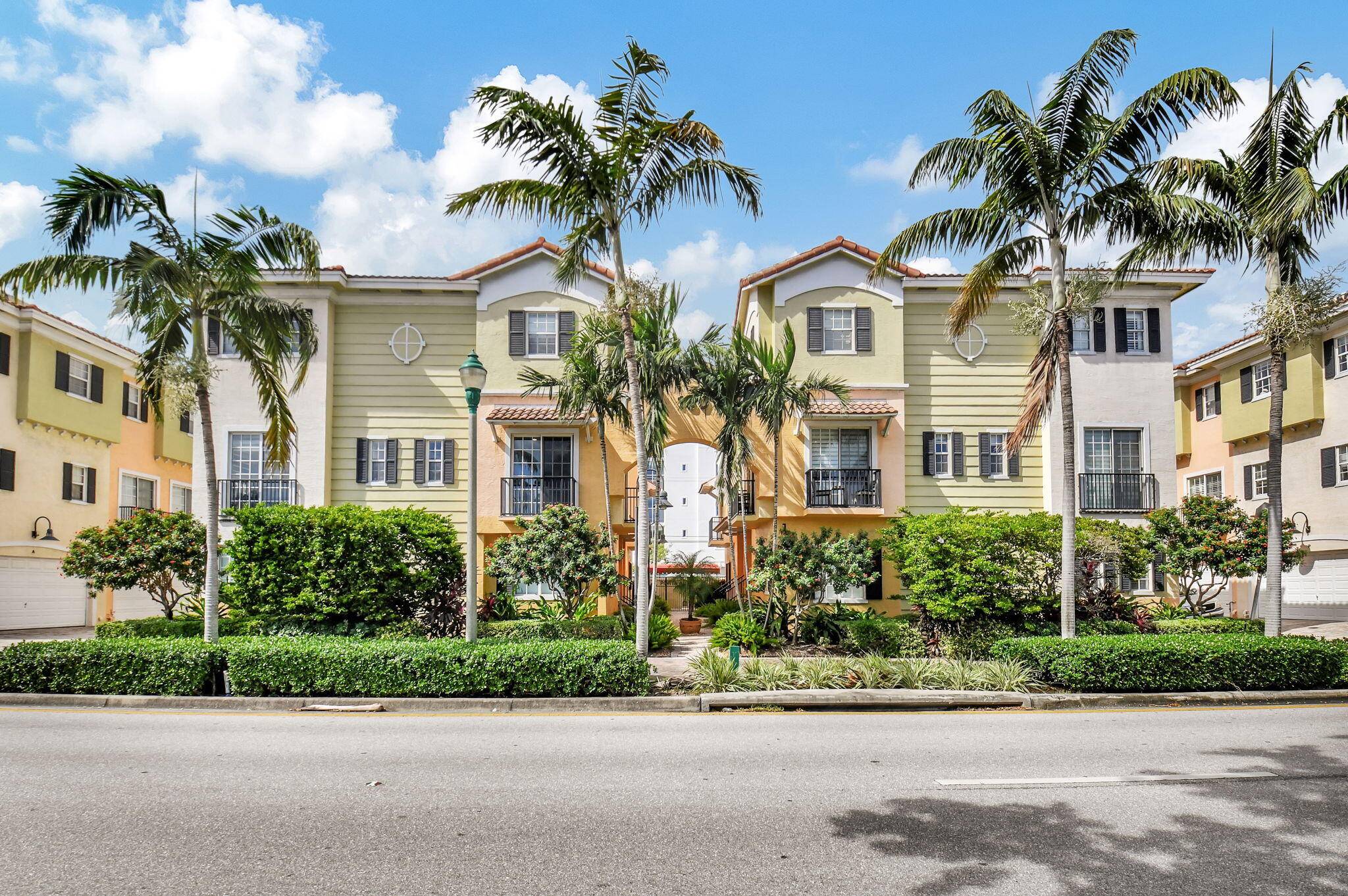 Location location location within walking distance to the lively Atlantic Avenue, known for its vibrant dining, shopping, and entertainment scene.