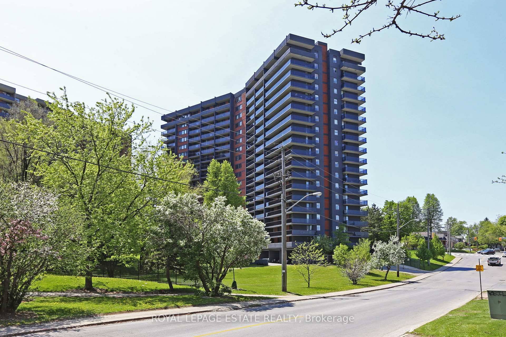 Don't miss this spacious 2 bedroom plus den condo at 757 Victoria Park Ave !