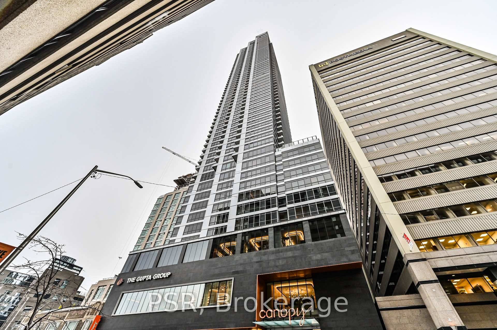 Experience Luxury Living In The Heart Of The City With The Nearly New Rosedale On Bloor Condos.