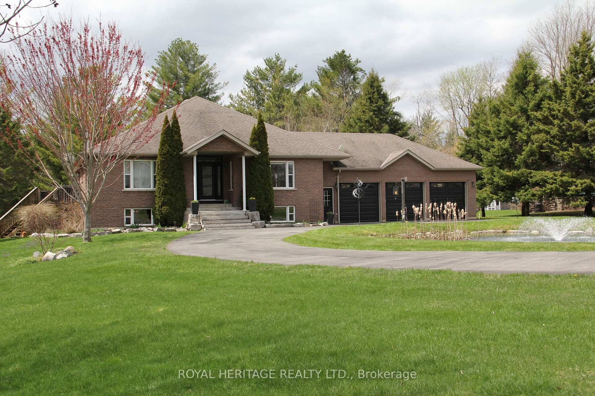 Are you dreaming of a life surrounded by nature, community, and peace ?