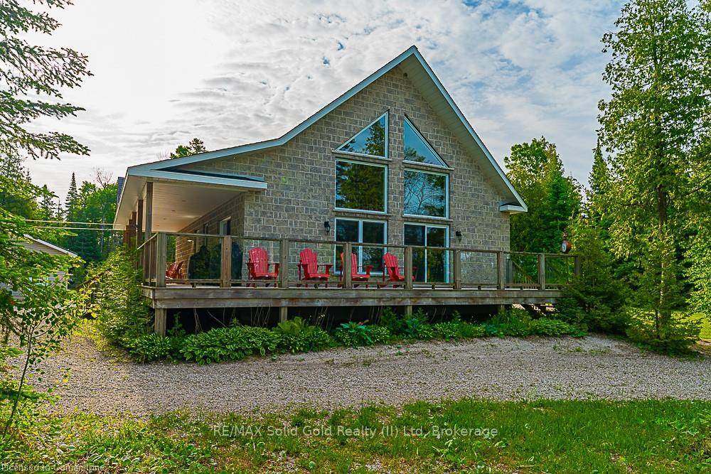 A Private Waterfront Sanctuary Like No Other 6.