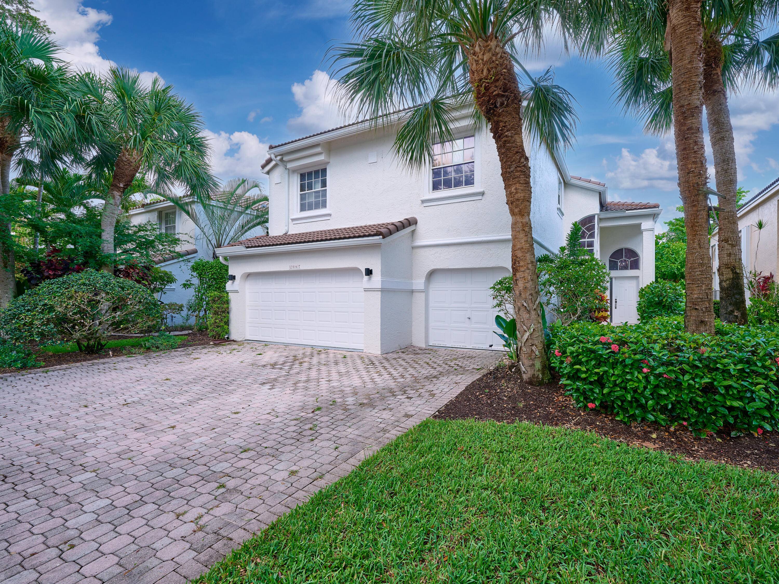 This 4 bedrooms, 2. 5 baths Colonial, fully furnished home is located in a prime gated neighborhood near the Classic Bear Lakes Country Club.
