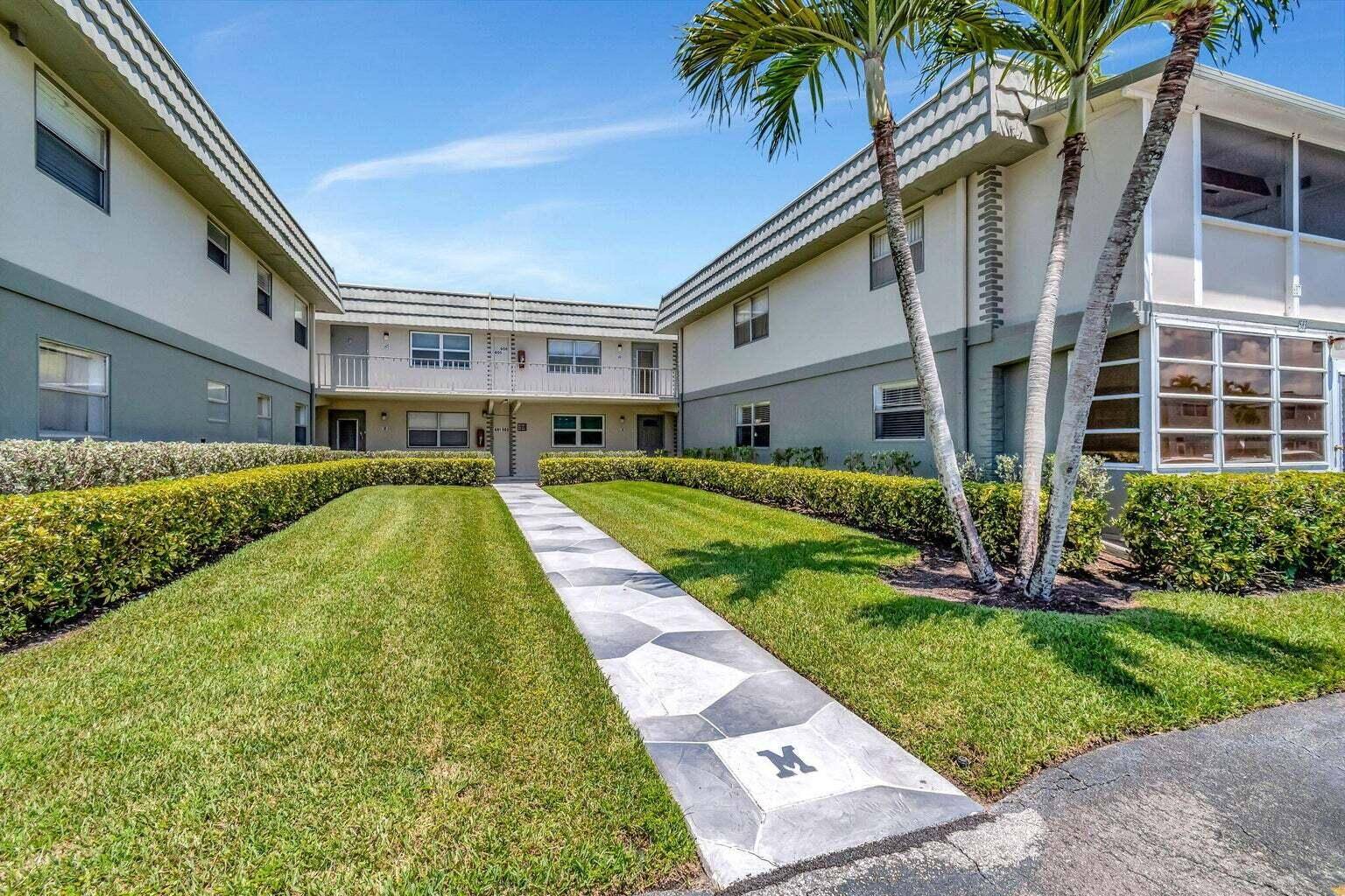 Welcome to King's Point in Delray Beach, an updated 2 bedroom, 2 bath condo in a premier 55 community.