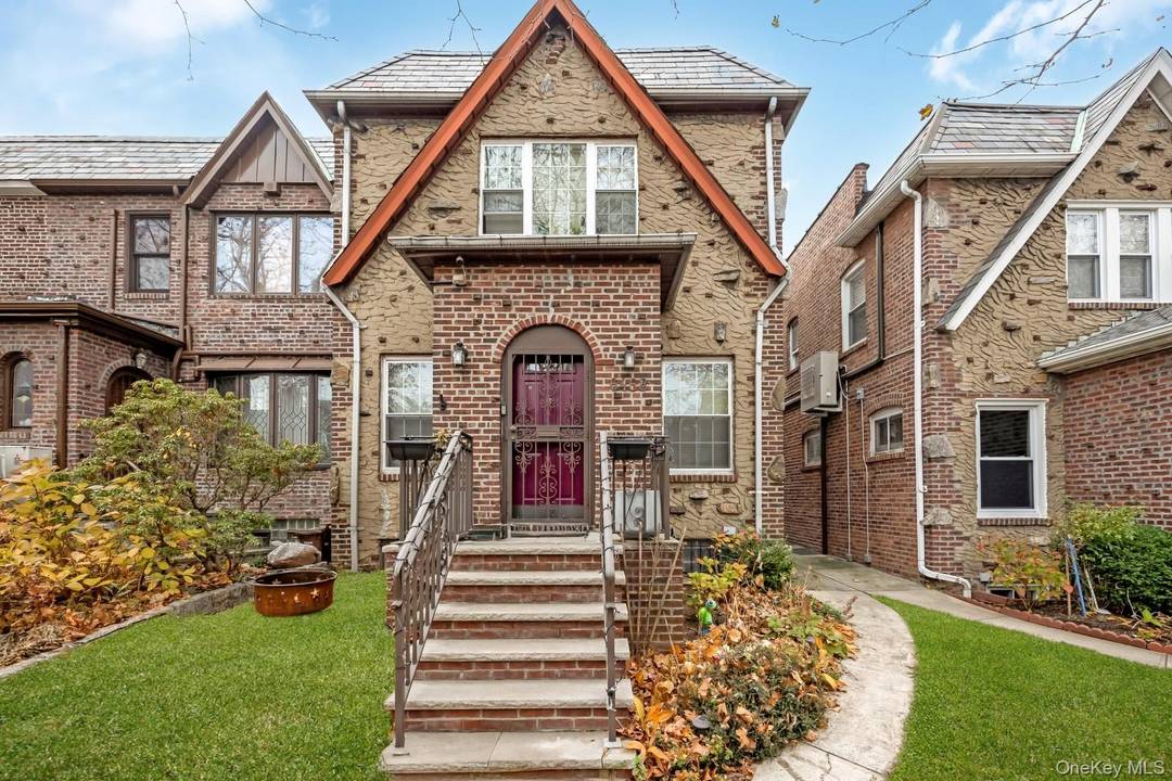 Middle Village N Welcome to this lovingly maintained and updated semi detached brick 1 family home, nestled in the highly desirable Middle Village neighborhood.