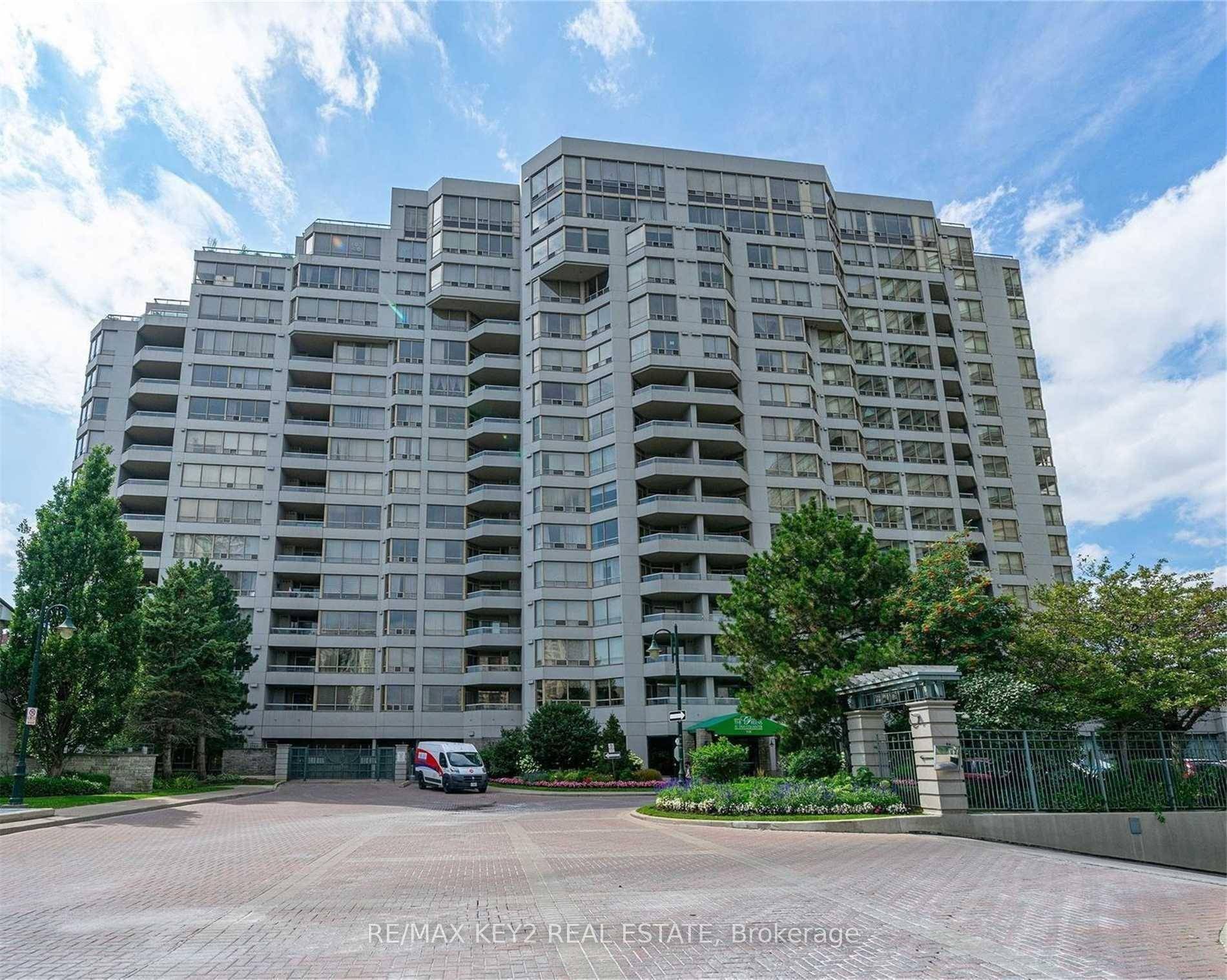 Tridel Signature Luxury Condo 2 1 Bedrooms, 2 Bathrooms !