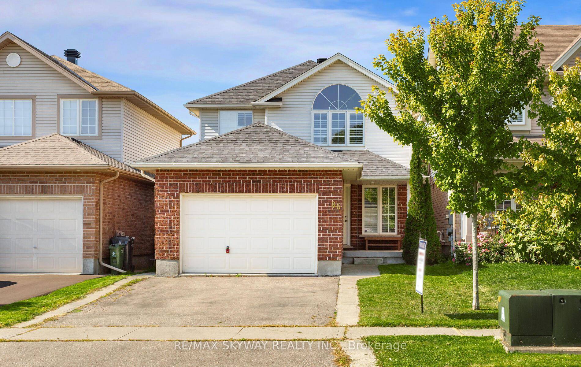 Must See 86 Davis Street, a beautifully updated 3 bedroom home with a LEGAL 1 bedroom Basement Apartment, nestled on a tranquil street in one of Guelph's most family friendly ...
