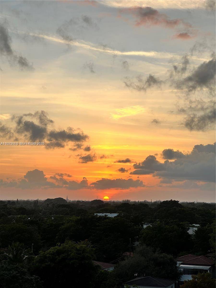 Enjoy sunset views over Coral Gables in this updated 2 bedroom 2 bathroom condo.