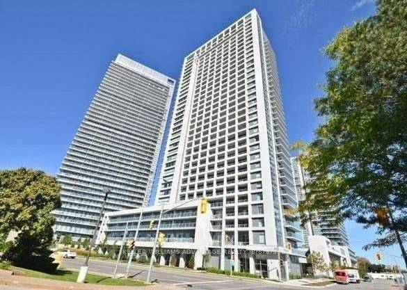 Stunning Monarch built corner unit with unobstructed, panoramic views of the Toronto skyline !
