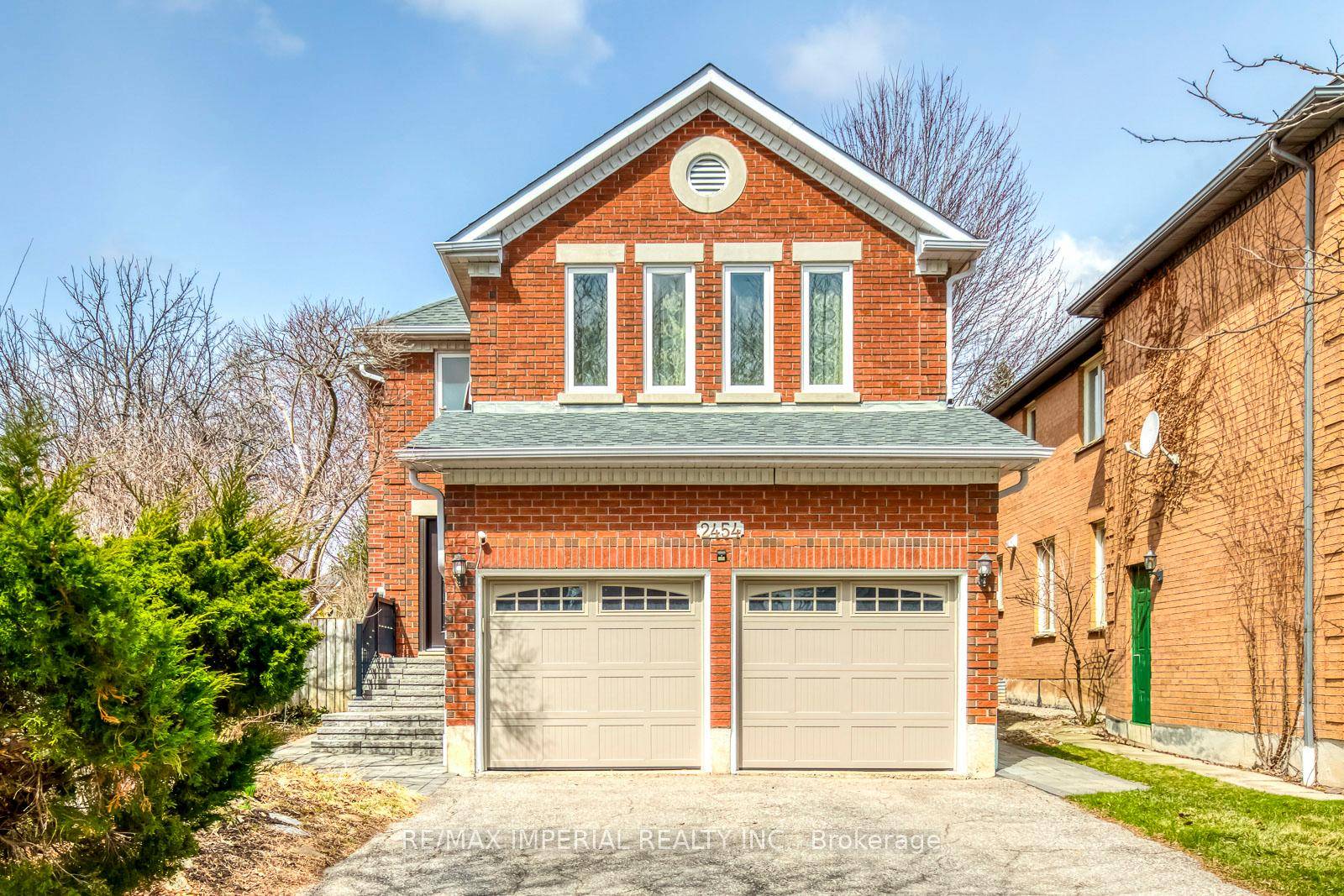 Welcome To This Beautifully Fully Renovated Detached Home Nestled In One Of Mississaugas Most Convenient And Sought after Neighbourhoods Within The Top ranked John Fraser Secondary School District.